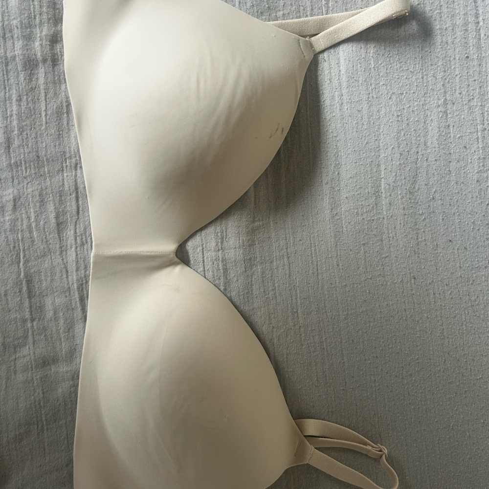 Victoria's Secret Cream Contoured Bra with Adjustable Straps